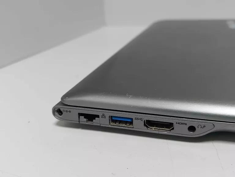 laptop-samsung-np535u3c-hybrid-amd-a6-4455m-opis-liczba-rdzeni-procesora-4