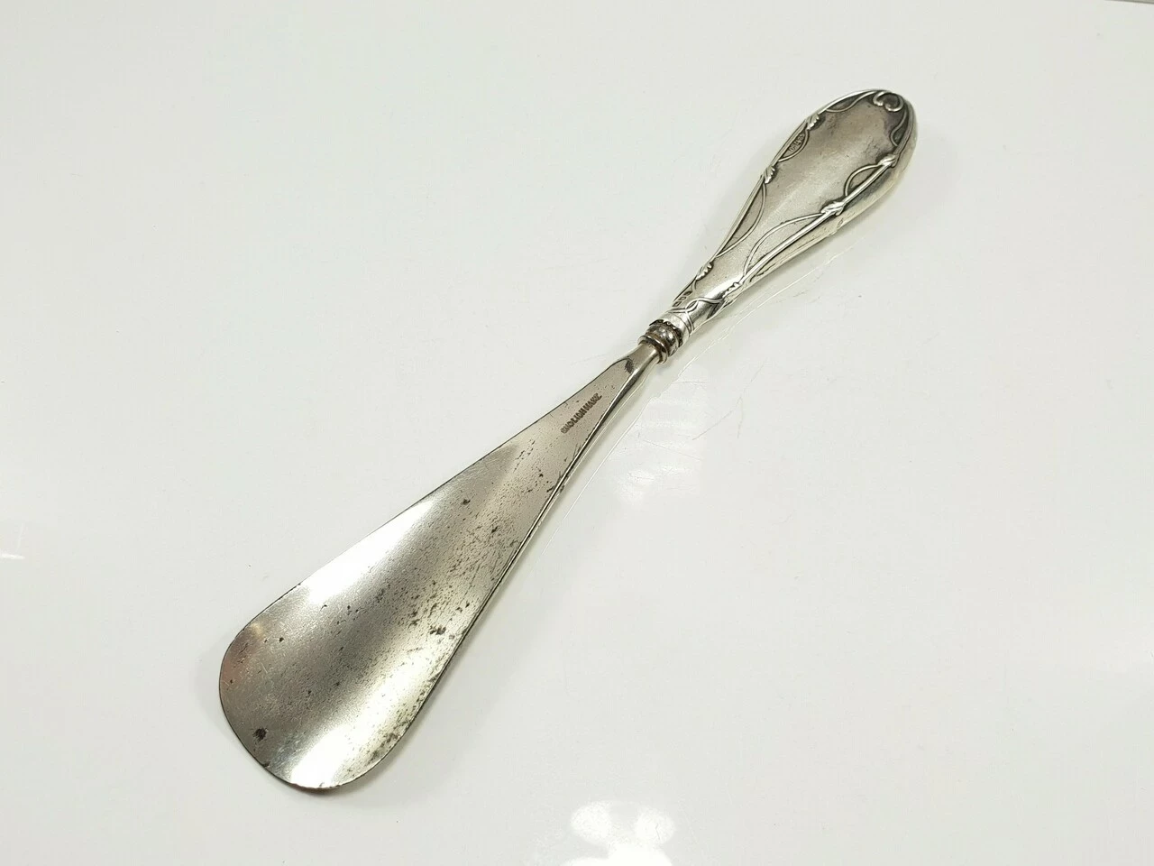 srebrna-lyzka-do-butow-stan-do-renowacji