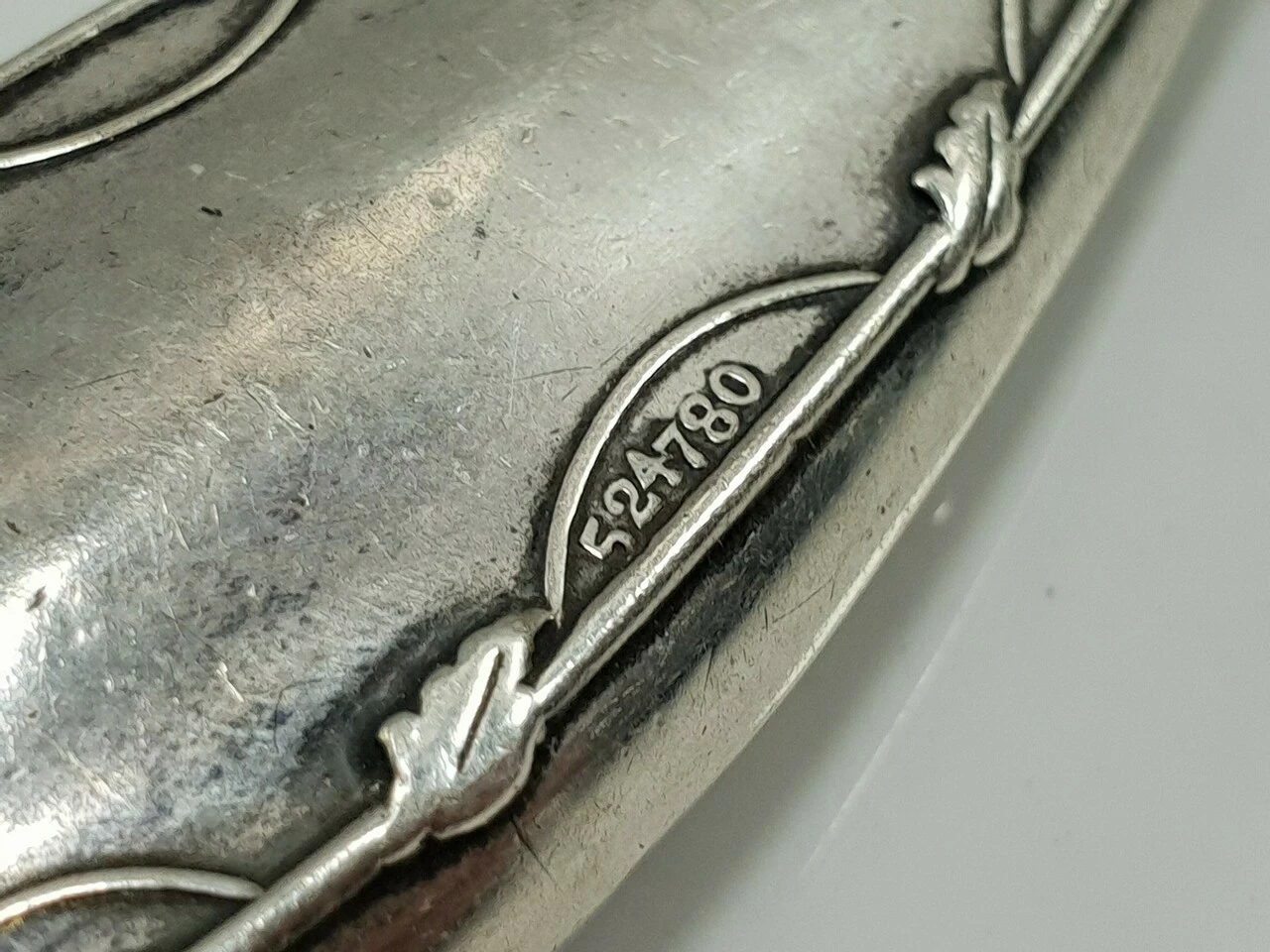 srebrna-lyzka-do-butow-stan-do-renowacji