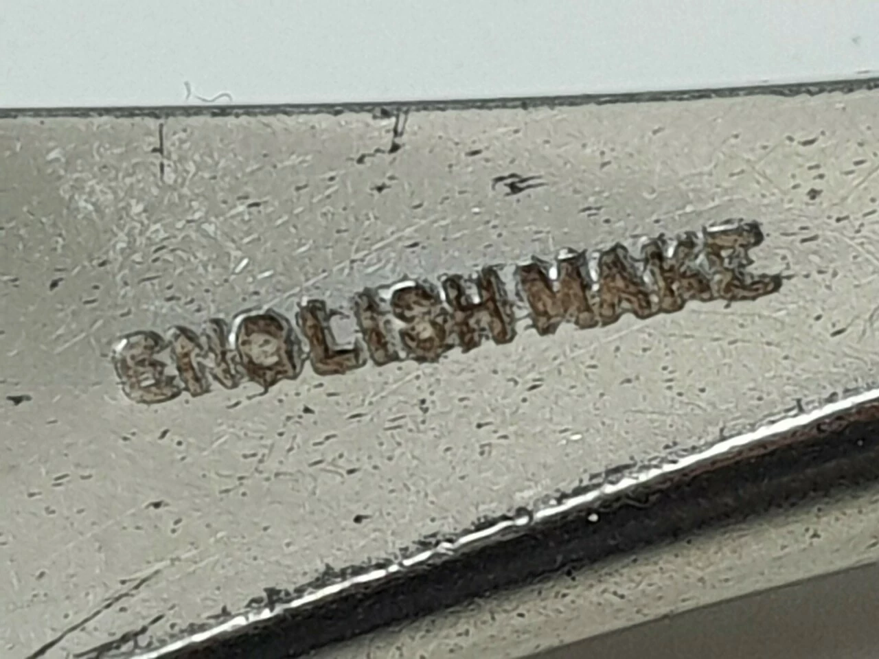 srebrna-lyzka-do-butow-3-maja-48-poznan-ska-x