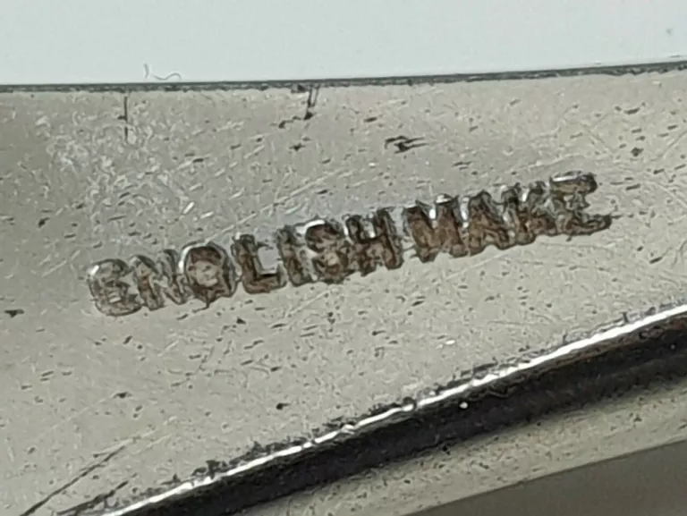 srebrna-lyzka-do-butow-3-maja-48-poznan-ska-x