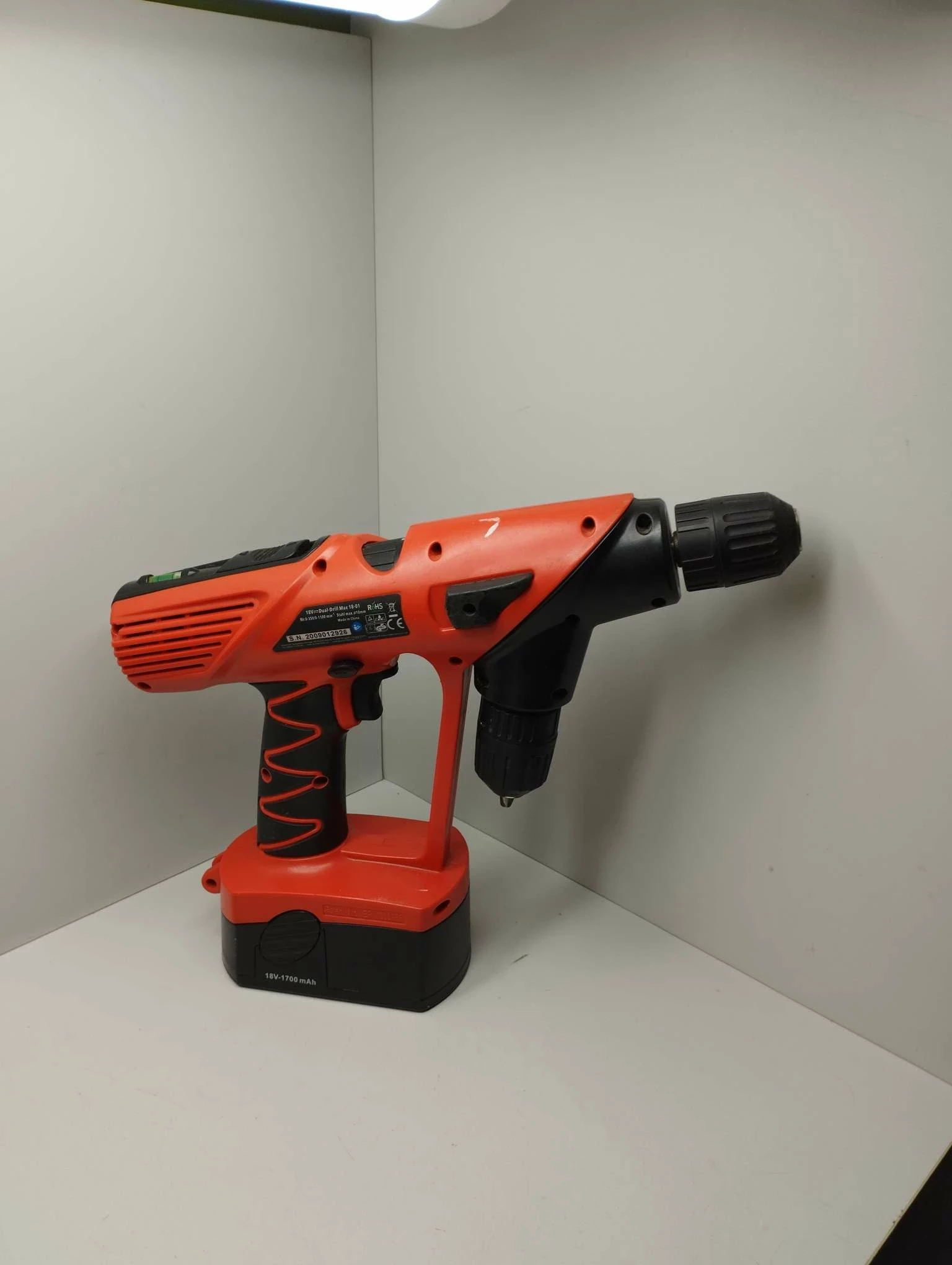 wiertrko-wkretarka-dual-drill-max-18-01-waga-wiertarki-4