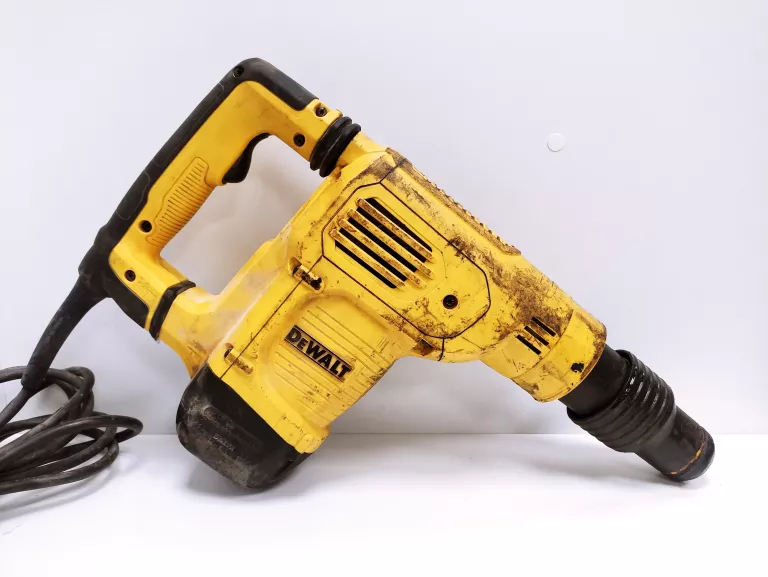 MŁOT WYBURZENIOWY DEWALT D25810K USZKODZONY