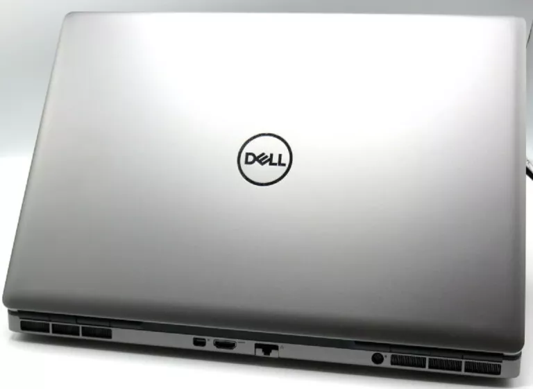 LAPTOP DELL PRECISION 7560