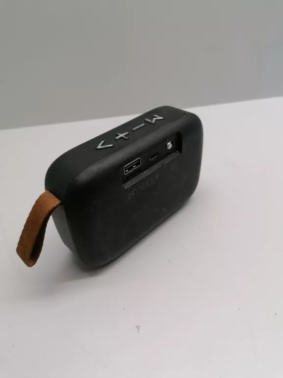 glosnik-przenosny-hykker-new-retro-kolor-czarny