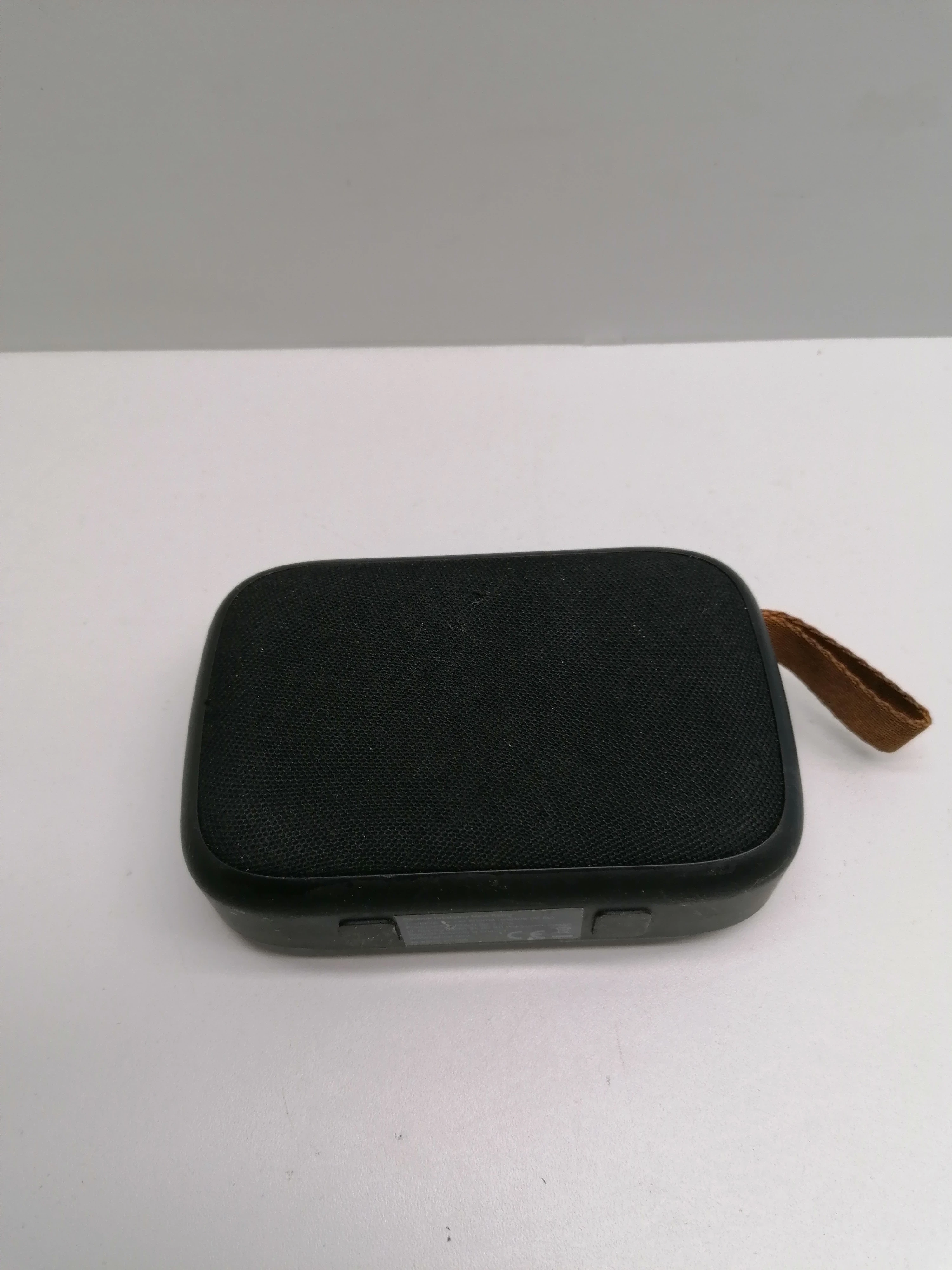 glosnik-przenosny-hykker-new-retro-zasilanie-akumulatorowe