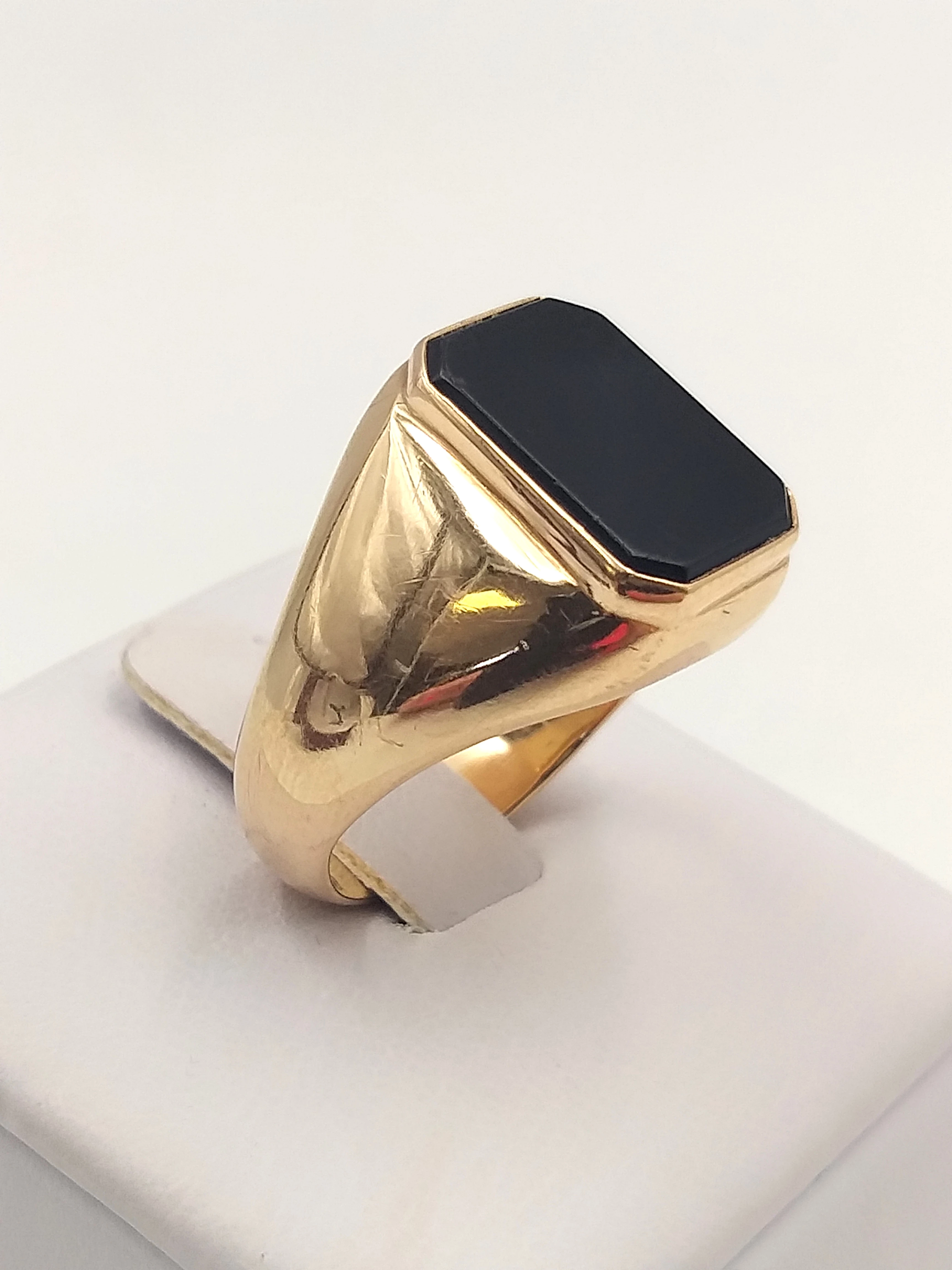 zloty-meski-sygnet-z-onyksem-585-r17-1052g-kamien-onyks