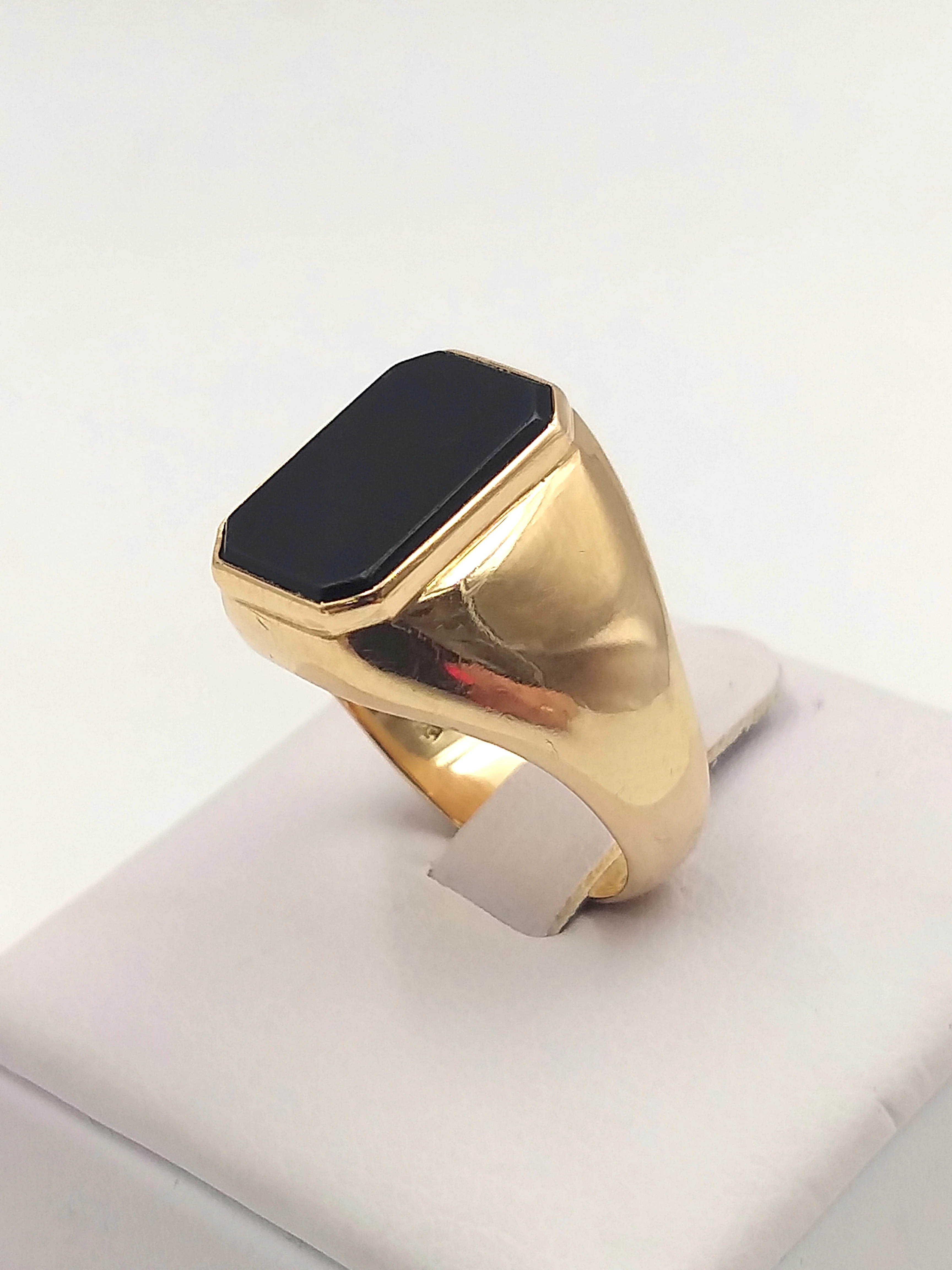 zloty-meski-sygnet-z-onyksem-585-r17-1052g-material-zloto