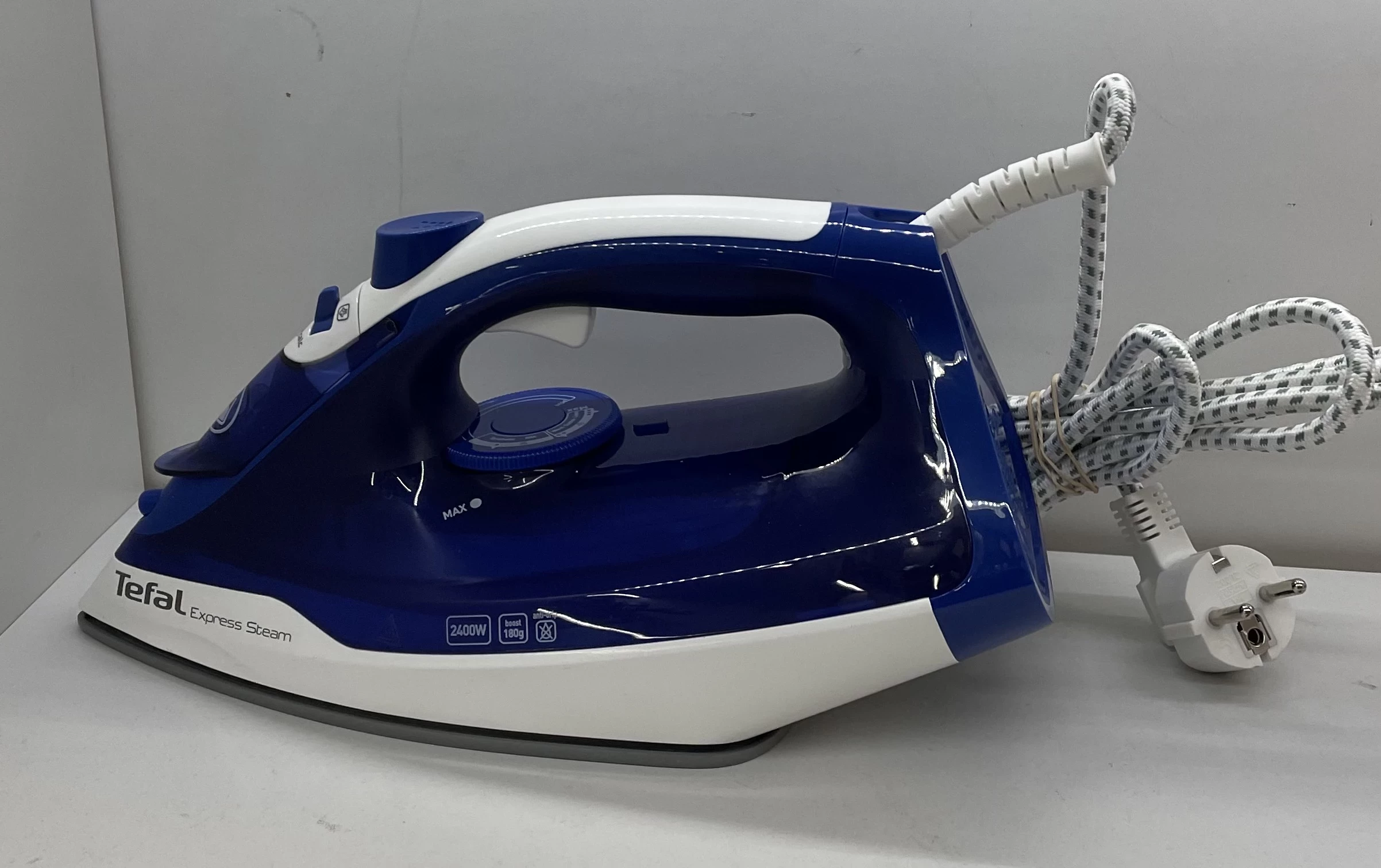 zelazko-parowe-tefal-fv2838-gwarancja-okrzei-8-bystrzyca-klodzka