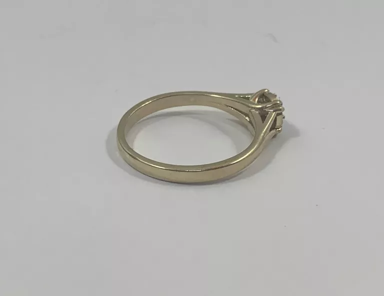 niespotykany-zloty-pierscionek-358-gr-585-r21-kolor-dominujacy-205826-225106