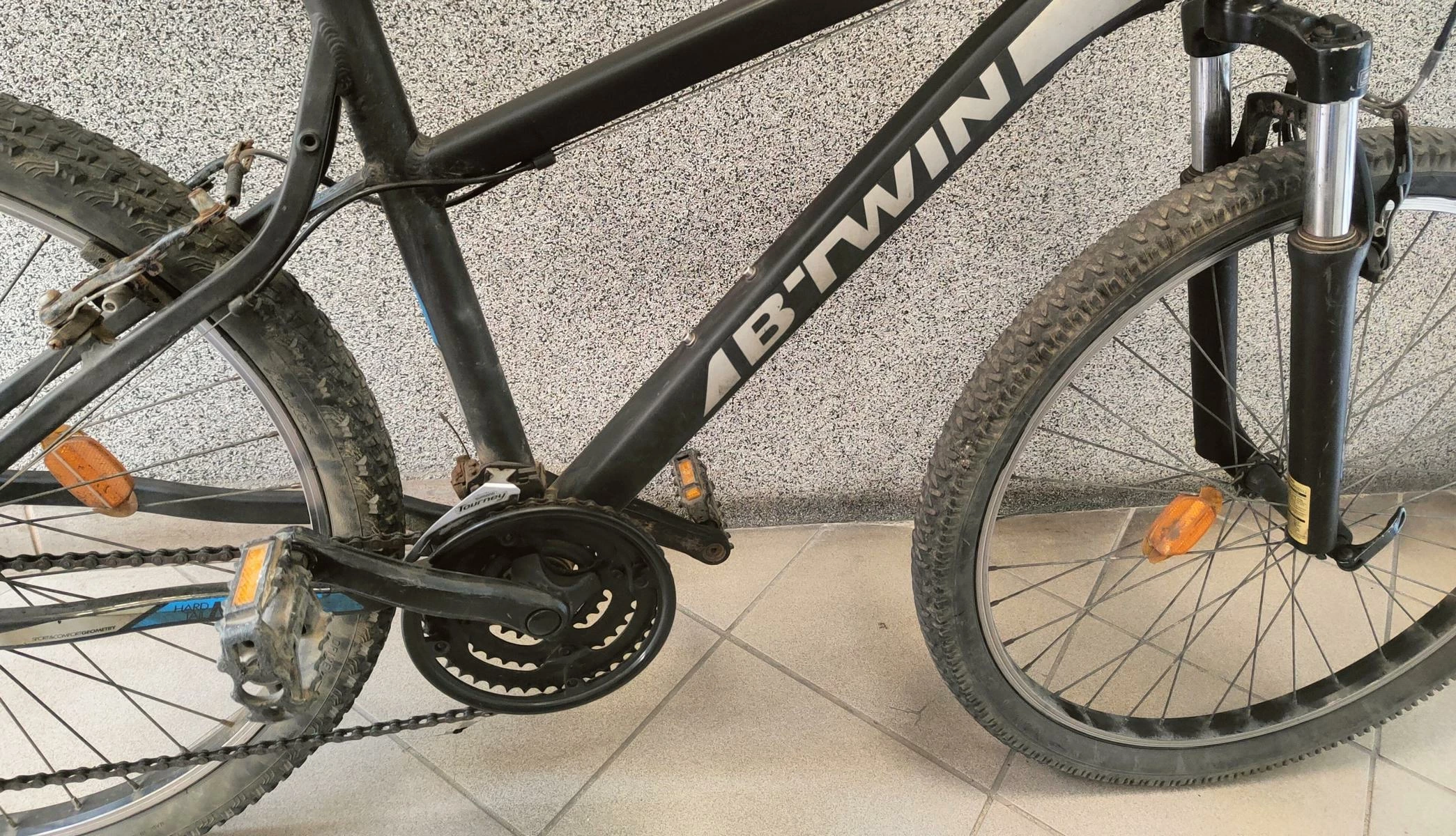 rower-btwin-rockrider-340-czarny-26-marka-btwin