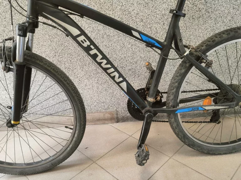 rower-btwin-rockrider-340-czarny-26-plec-kobieta