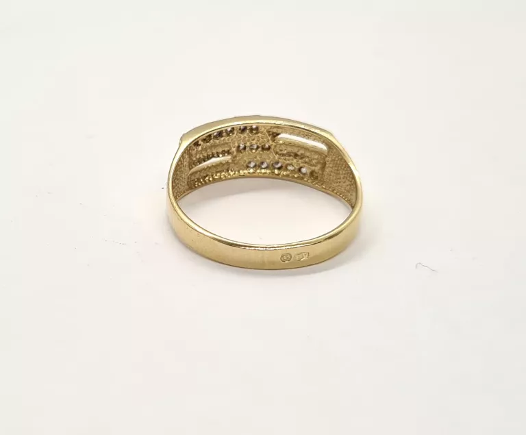 cudny-zloty-pierscionek-z-cyrkoniami-pr-585-stan-uzywany