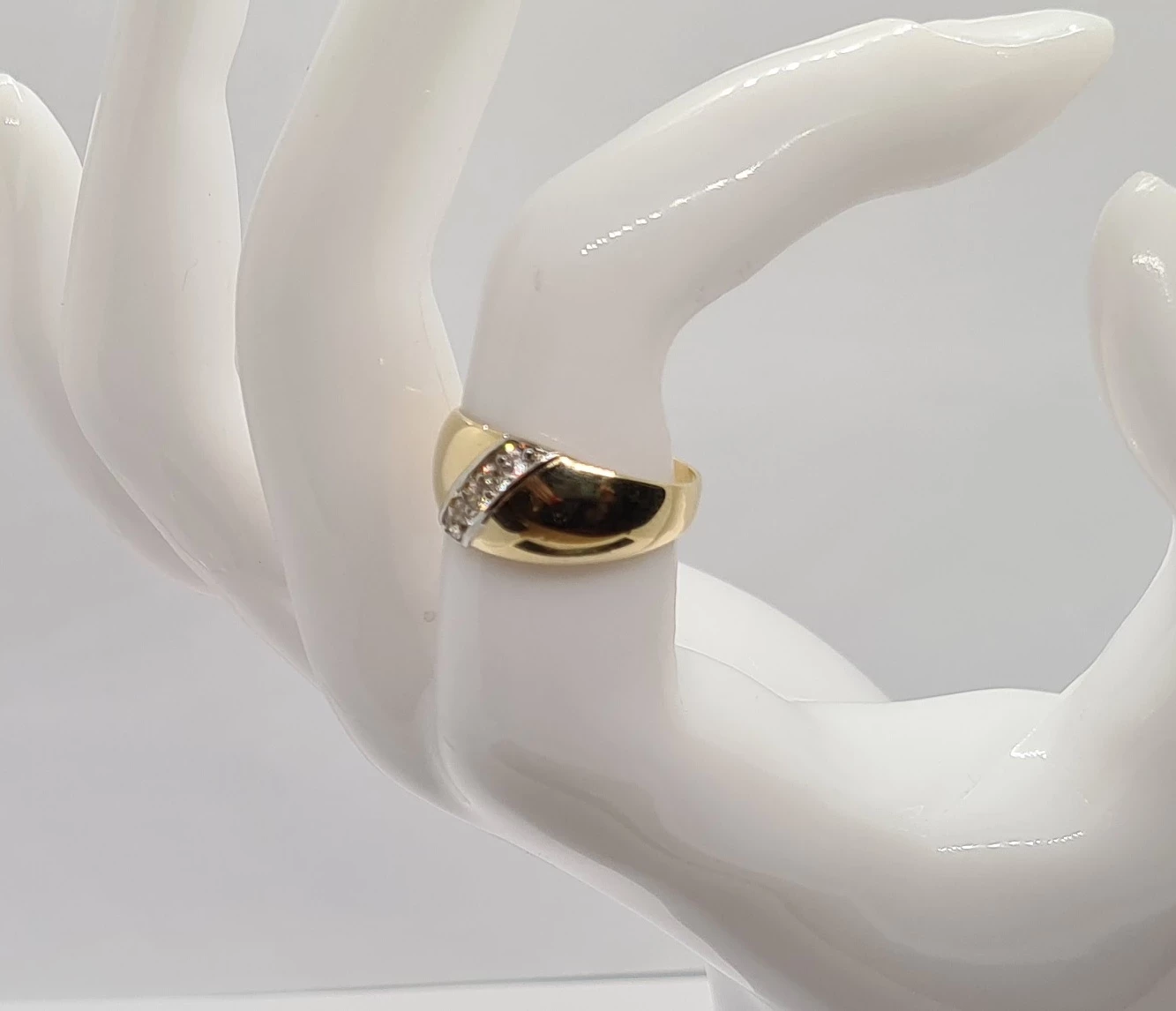 piekny-zloty-pierscionek-z-cyrkoniami-pr585-stan-uzywany