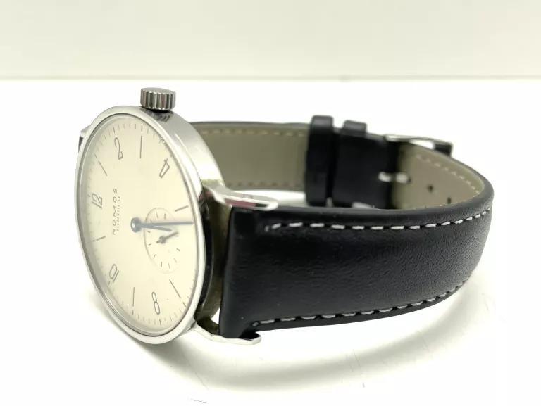 zegarek-nomos-glashutte-tangente-24025-mechanizm-automatyczny