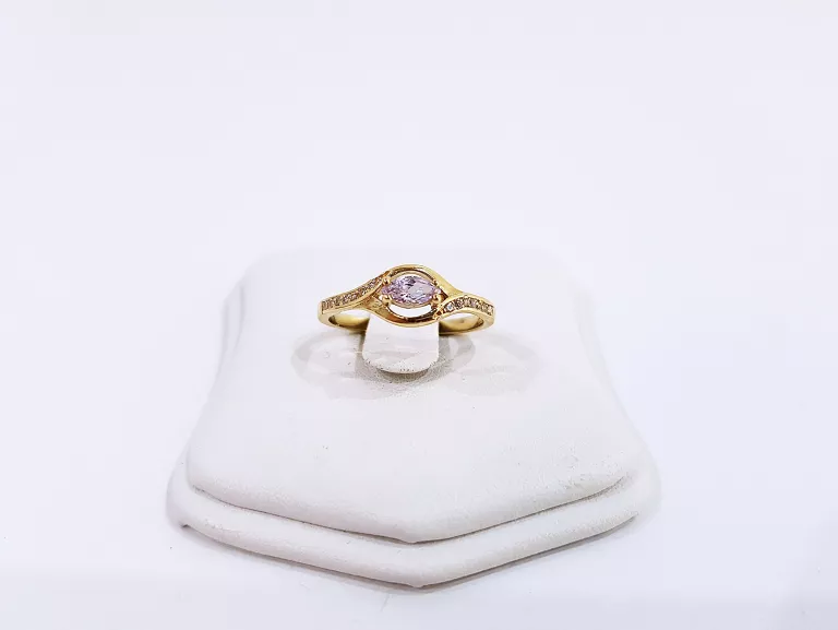 zloty-pierscionek-z-fioletowa-cyrkonia-193-585-r14-material-15835-2