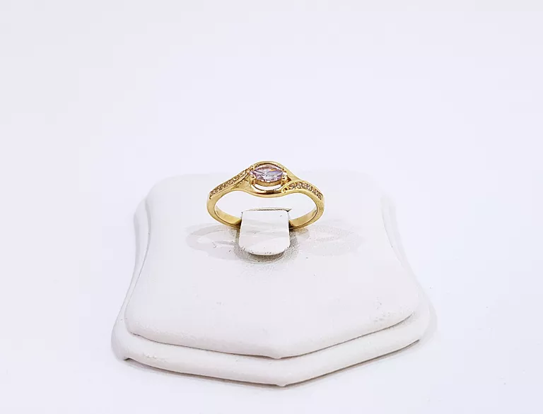 zloty-pierscionek-z-fioletowa-cyrkonia-193-585-r14-ean-gtin-5905868206159