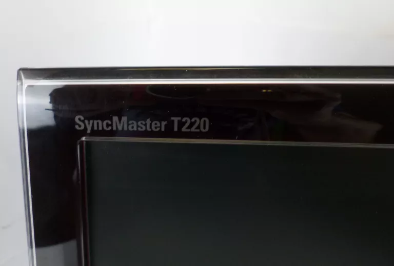 monitor-samsung-t220-22-ean-8808987636135