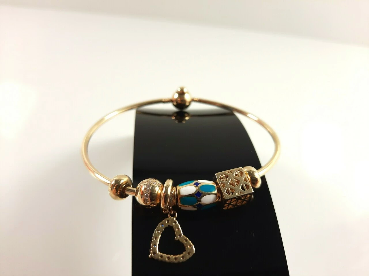 nowa-zlota-bransoletka-z-charmsami-585-1123-g-material-15835-2