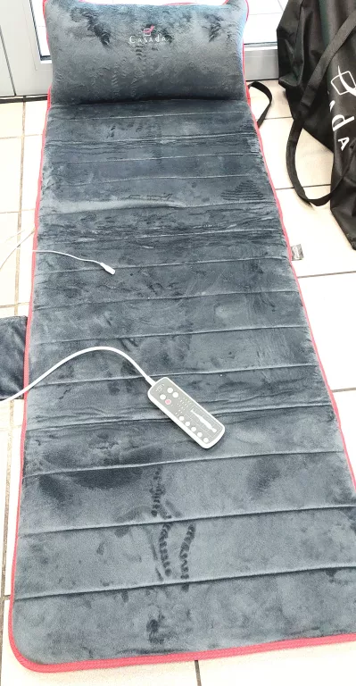 MASAŻER CASADA QUATTROMED III + MATERAC BODYSHAPE