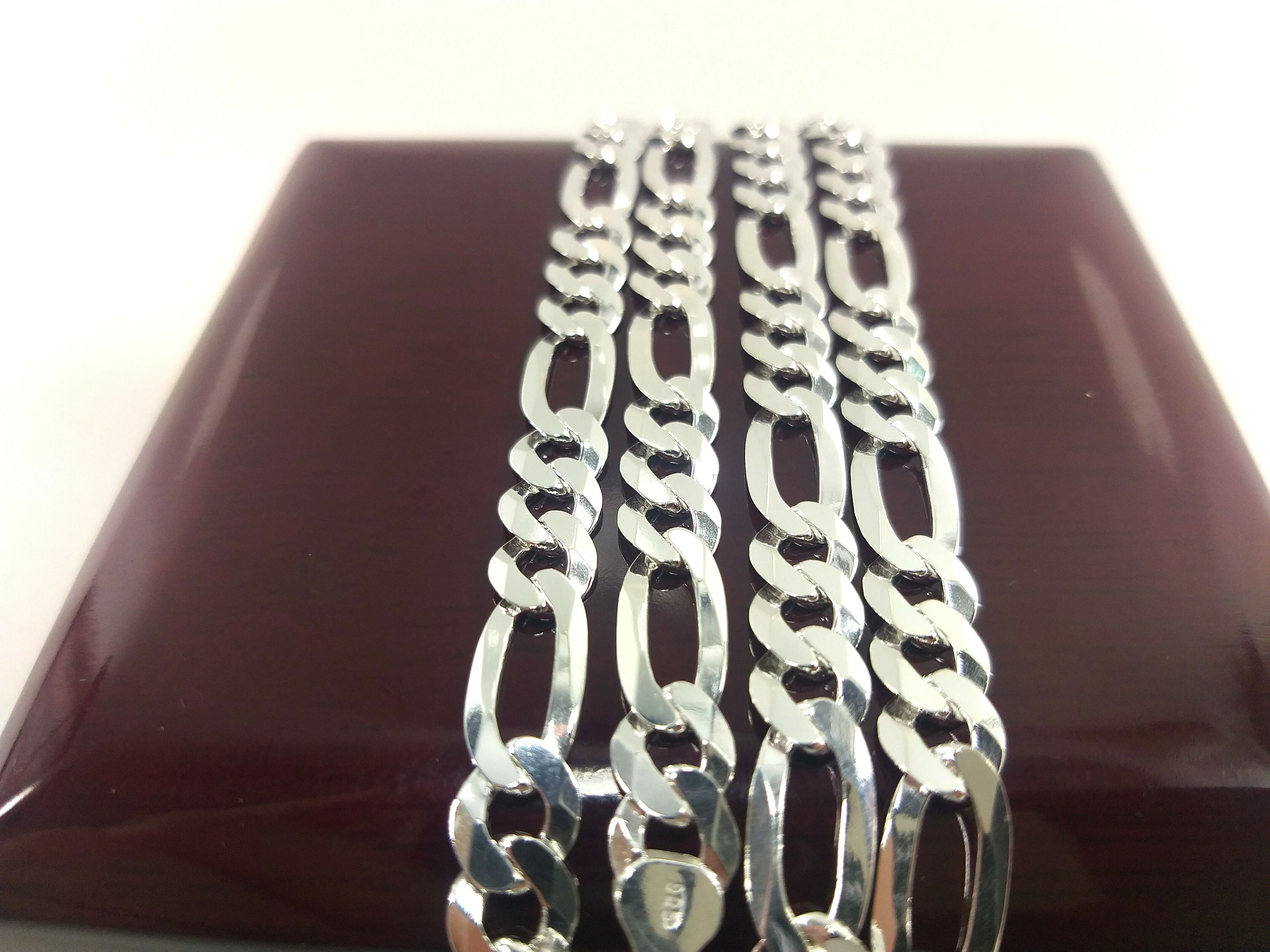 nowy-srebrny-bialy-lancuszek-figaro-60cm-2670g-ean-gtin-5907580300818