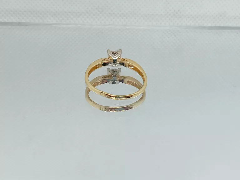 zloty-pierscionek-z-cyrkonia-kwadrat-585-kamien-inny-kamien