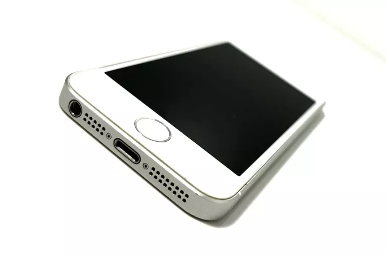 TELEFON IPHONE SE 2016 2/32GB