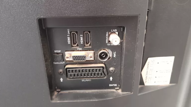 TELEWIZOR TELEFUNKEN XF50A101,PILOT