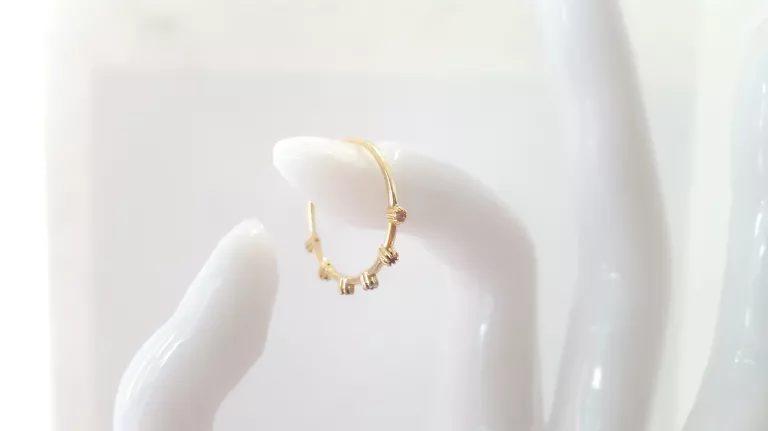 sliczny-zloty-pierscionek-cyrkonia-kolor-585-096g-marka-inna-marka