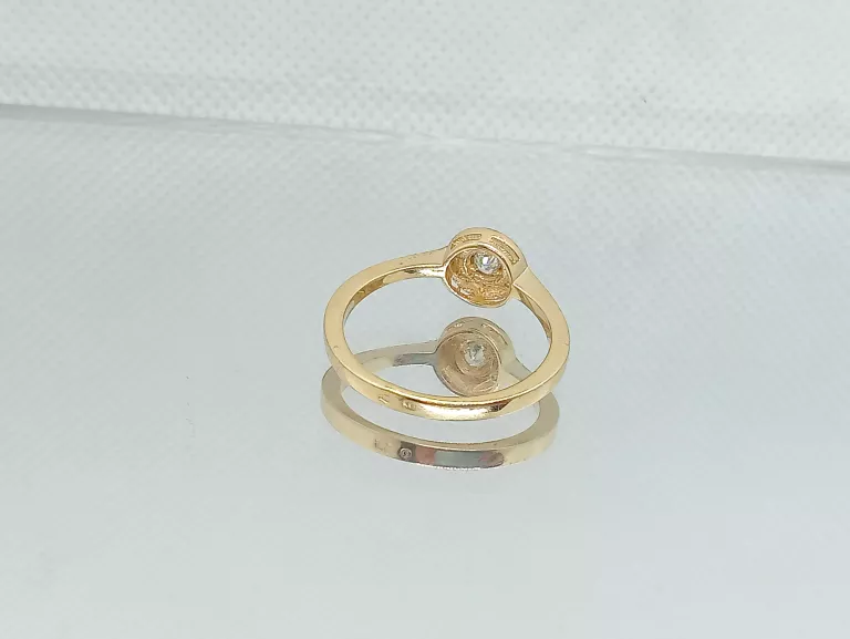 zloty-pierscionek-z-cyrkoniami-kolko-585-278g-kamien-inny-kamien