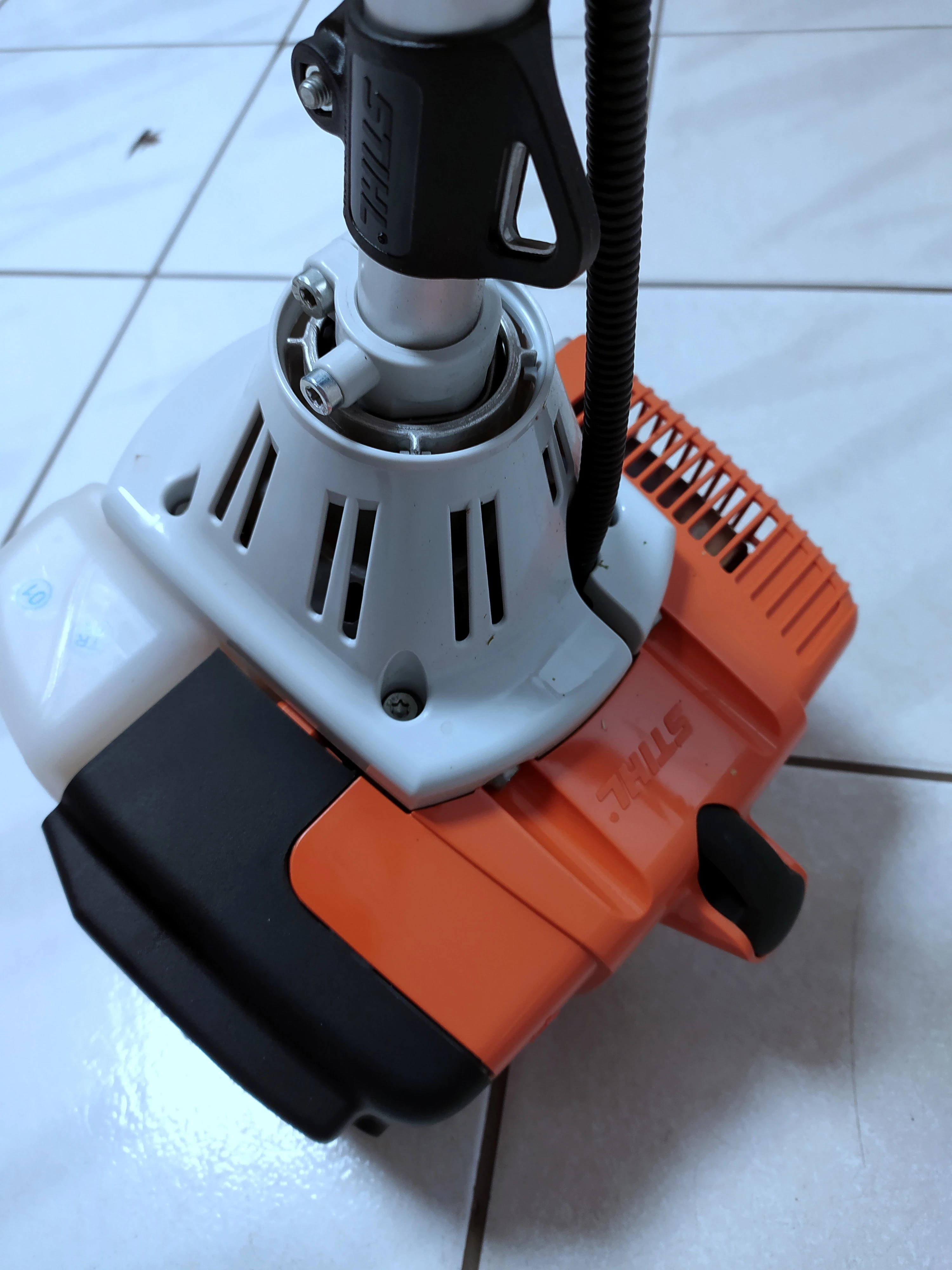 kosa-spalinowa-stihl-fs-120-waga-narzedzia-63