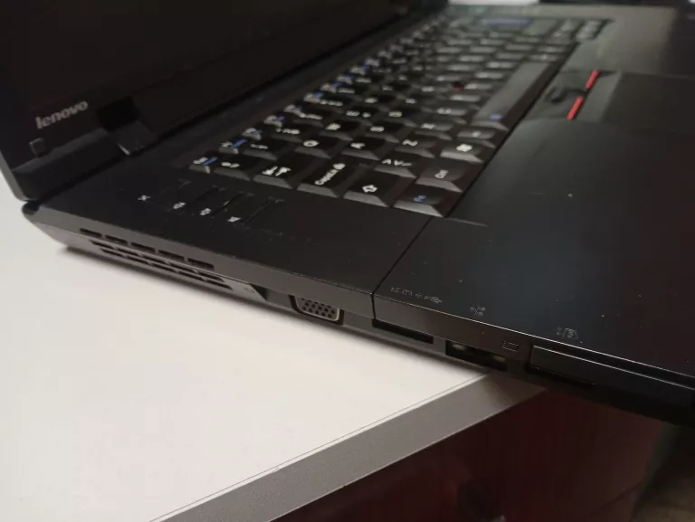 laptop-lenovo-thinkpad-l512-windows-10-typ-dysku-twardego-ssd