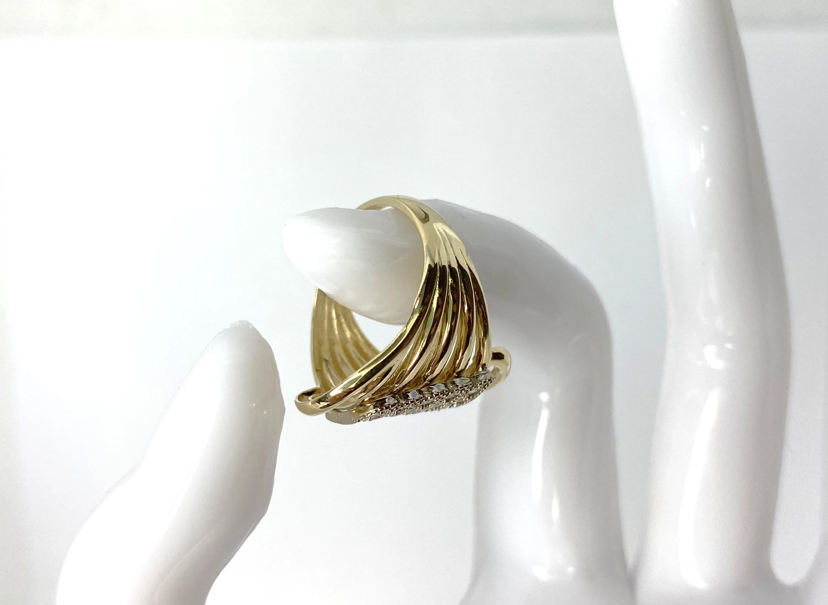 sliczny-zloty-pierscionek-z-cyrkoniami-585-382g-kolor-dominujacy-zloty