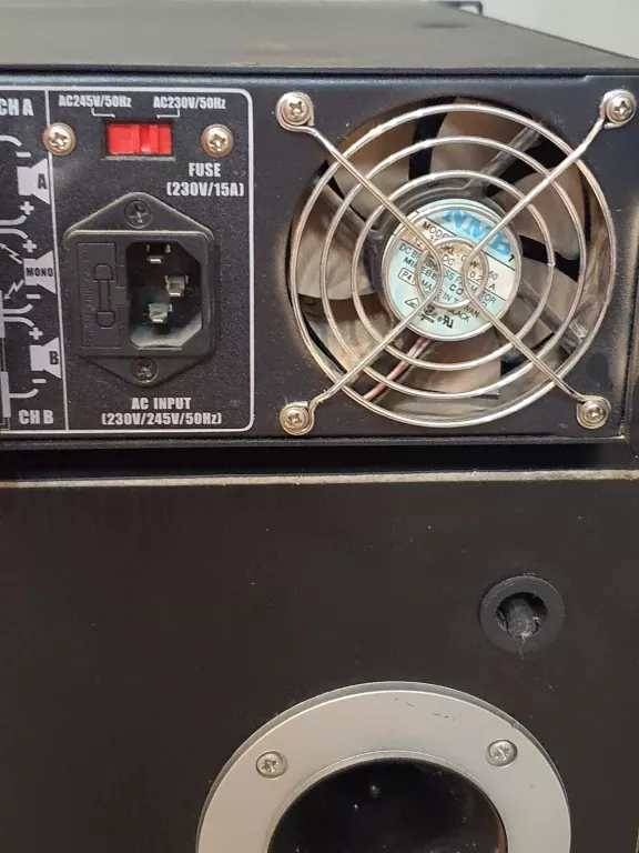 amplituner-american-audio-vx1500-2-duze-glosniki-model-inny