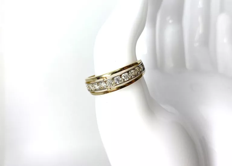 okazaly-zloty-pierscionek-z-cyrkoniami-58530520-pilsudskiego-13a-sj-ostroleka