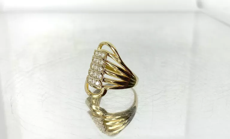 sliczny-zloty-pierscionek-z-cyrkoniami-585-382g-marka-inna-marka