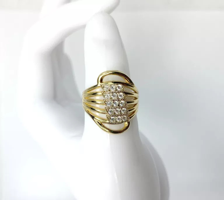 sliczny-zloty-pierscionek-z-cyrkoniami-585-382g-pilsudskiego-13a-sj-ostroleka