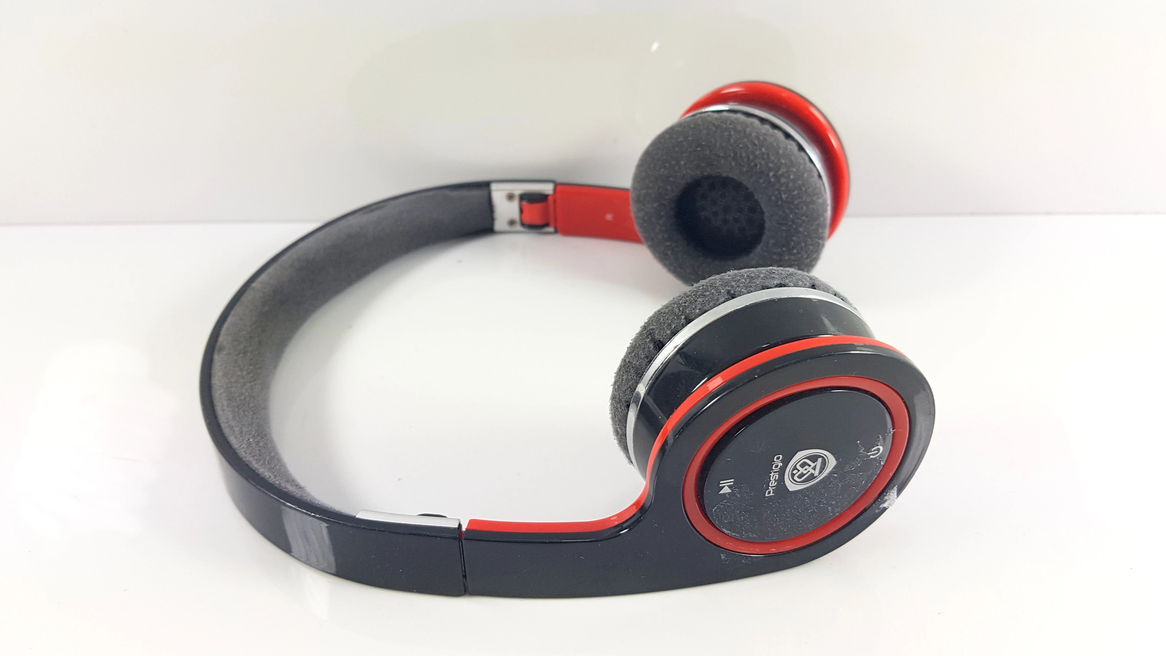 sluchawki-bezprzewodowe-prestigio-pbhs1br-rodzaj-sluchawek-nauszne