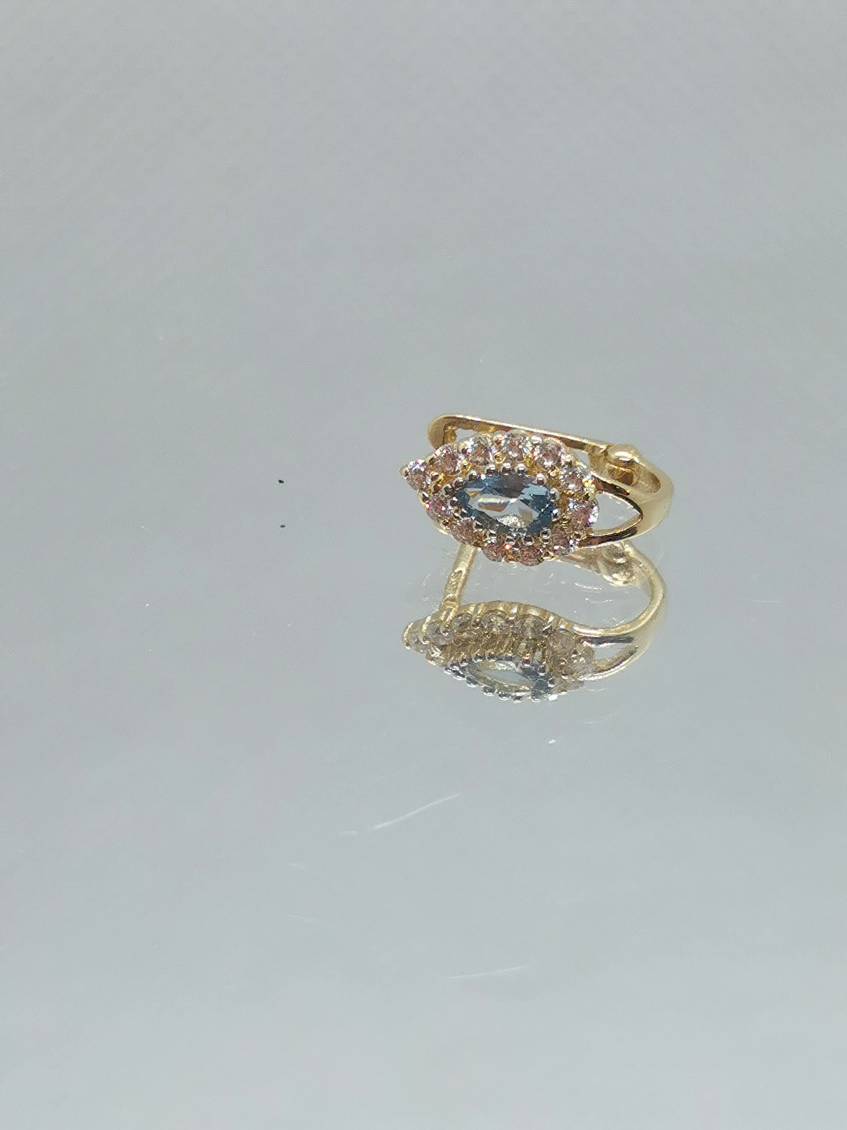 zlote-kolczyki-z-niebieskim-oczkiem-183g585-motyw-brak