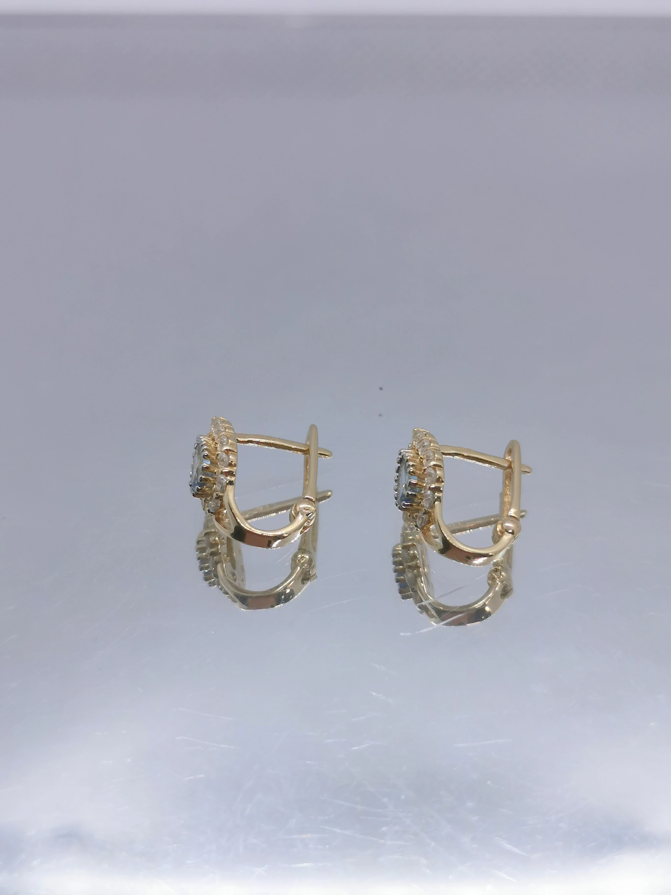 zlote-kolczyki-z-niebieskim-oczkiem-183g585-marka-inna-marka