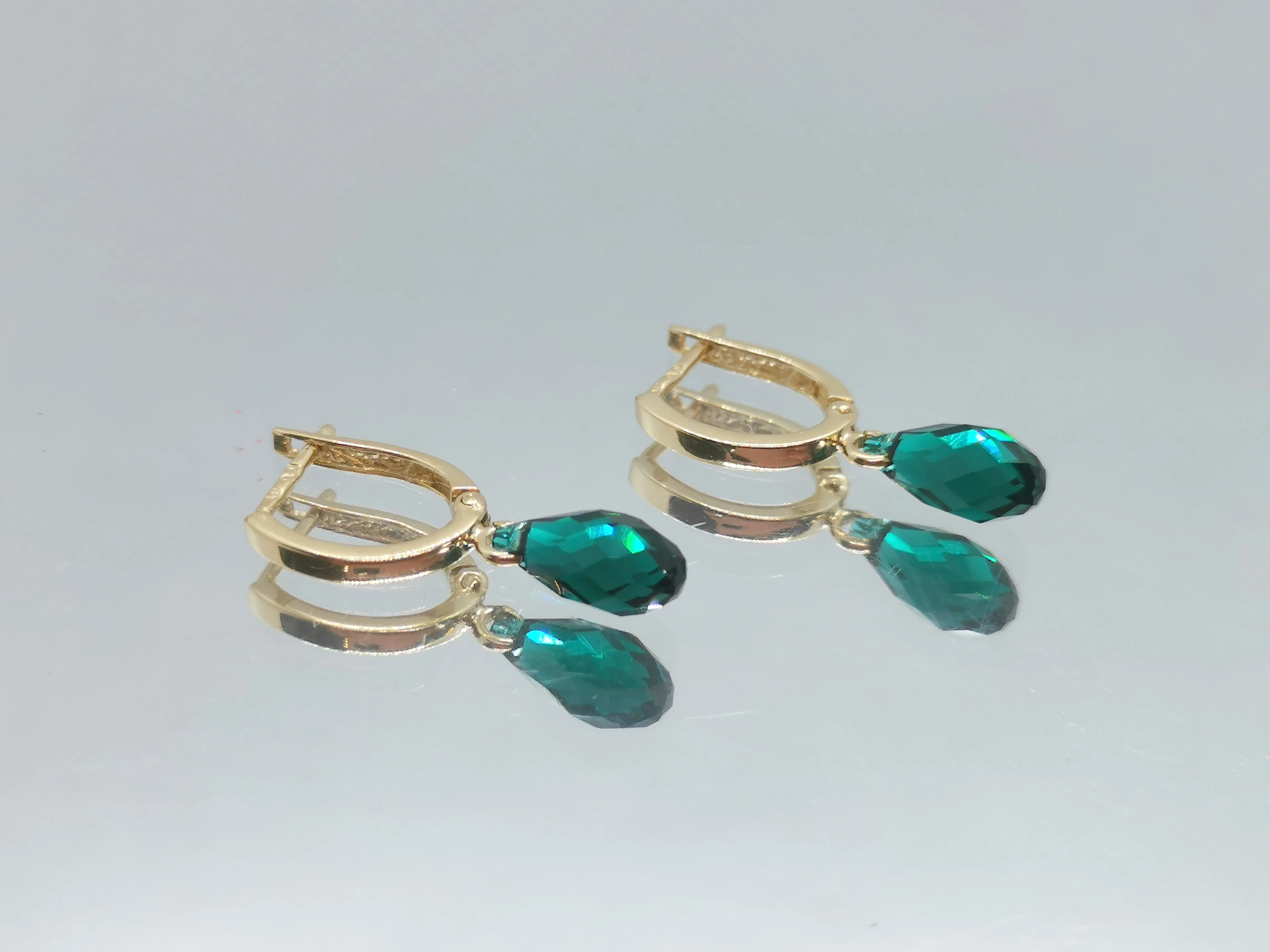 zlote-kolczyki-z-zielona-cyrkonia-234g585-marka-inna-marka