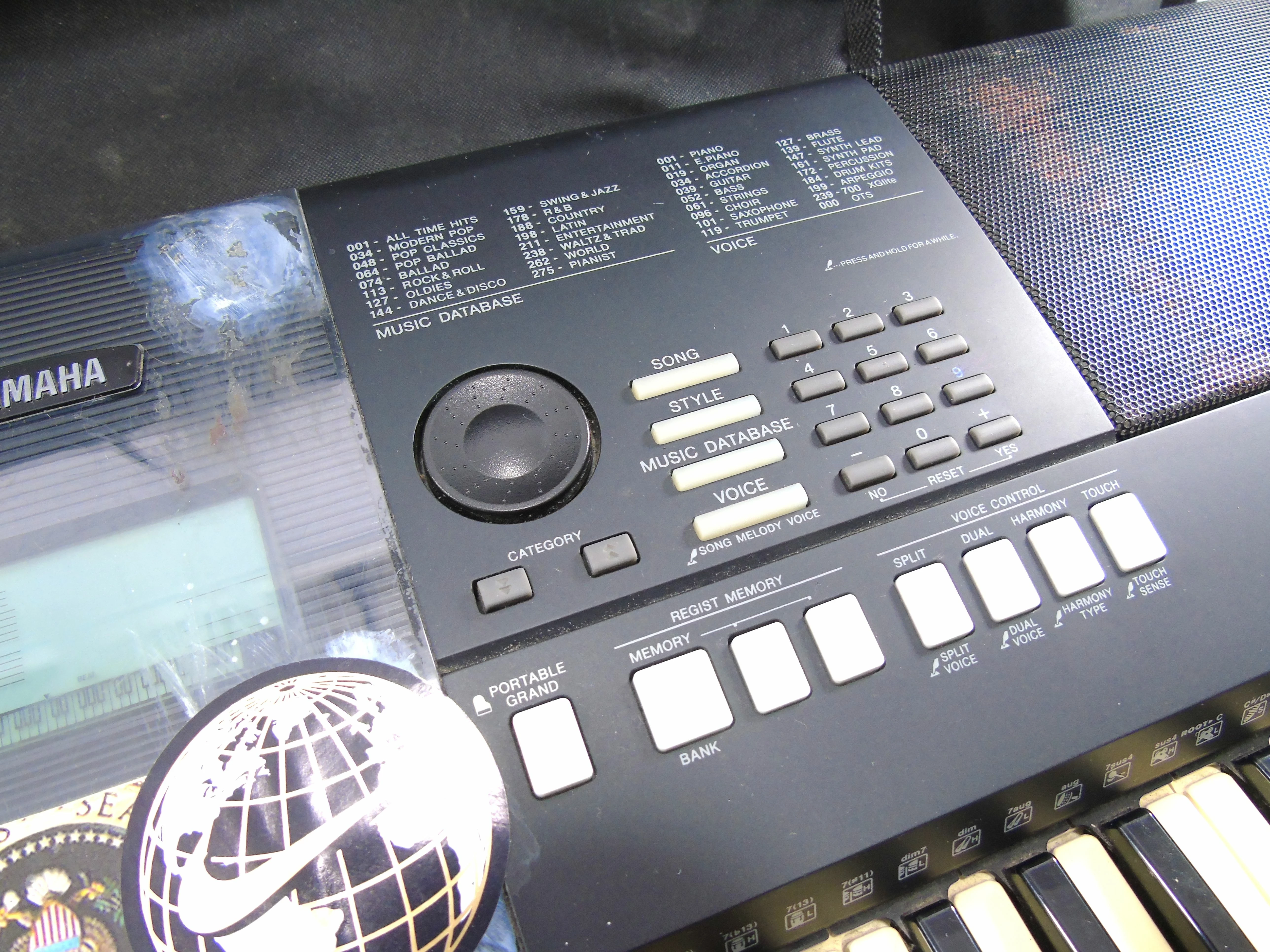 keyboard-yamaha-psr-e423-etui-marka-yamaha