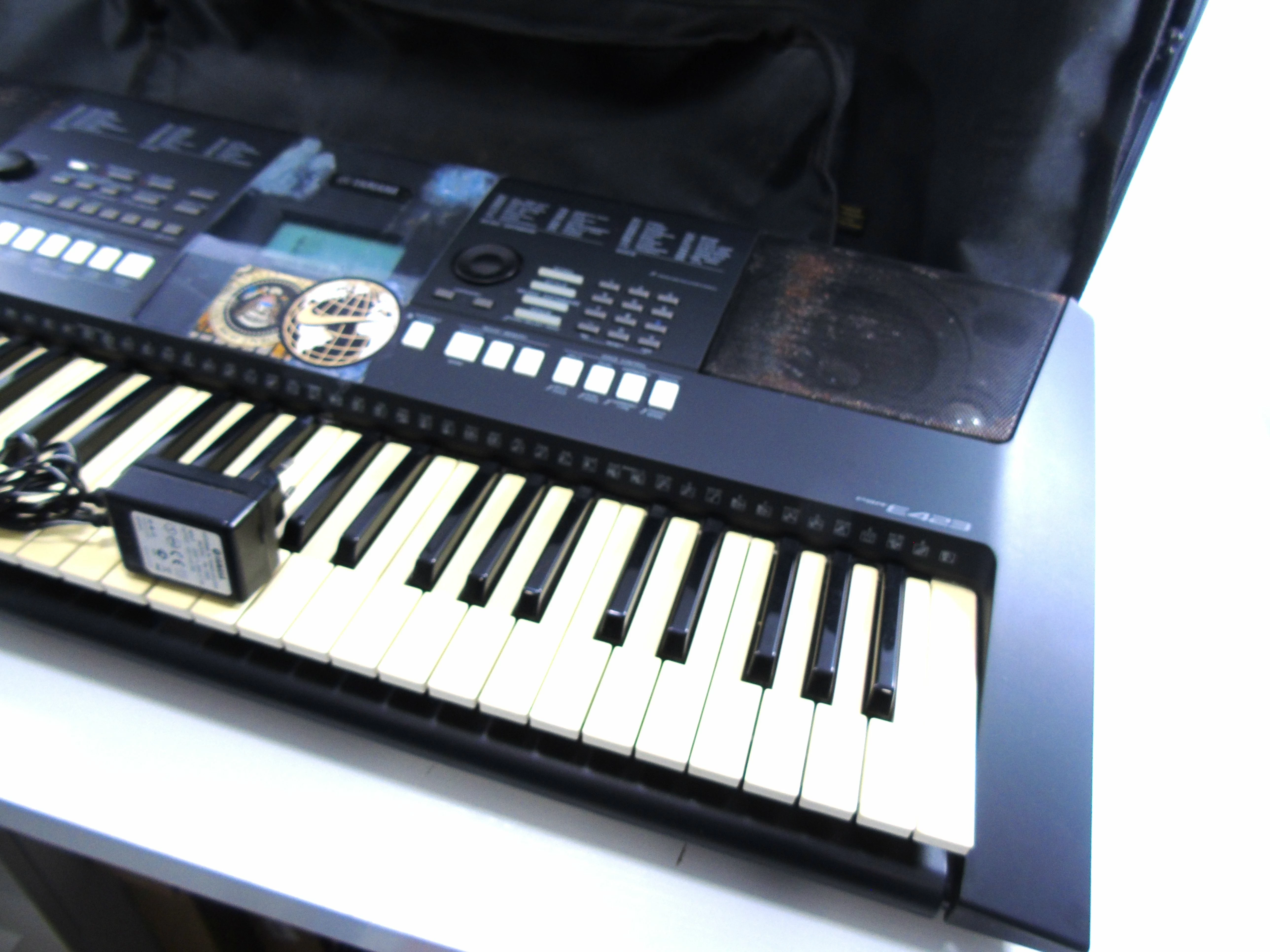keyboard-yamaha-psr-e423-etui-stan-uzywany
