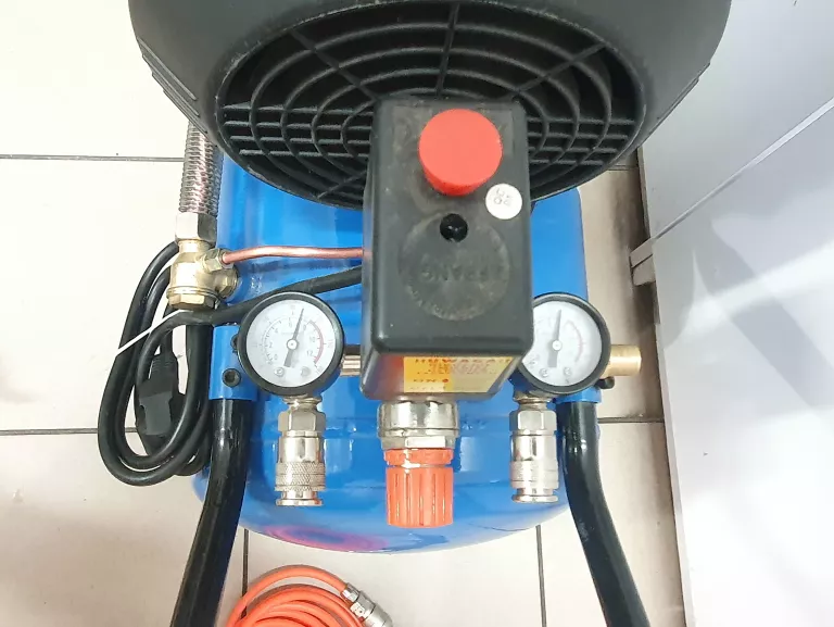 ripper-jn-30v-kompresor-olejowy-50l-sprezarka-wydajnosc-efektywna-253