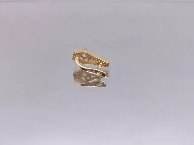 piekne-zlote-kolczyki-z-cyrkoniami-286g585-rodzaj-bigla-angielski