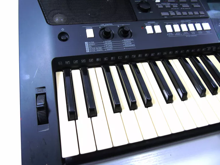 KEYBOARD YAMAHA PSR E423 +ETUI