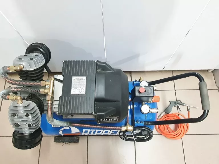 ripper-jn-30v-kompresor-olejowy-50l-sprezarka-moc-kw-3