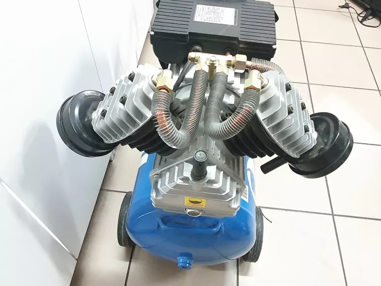 ripper-jn-30v-kompresor-olejowy-50l-sprezarka-pojemnosc-zbiornika-50