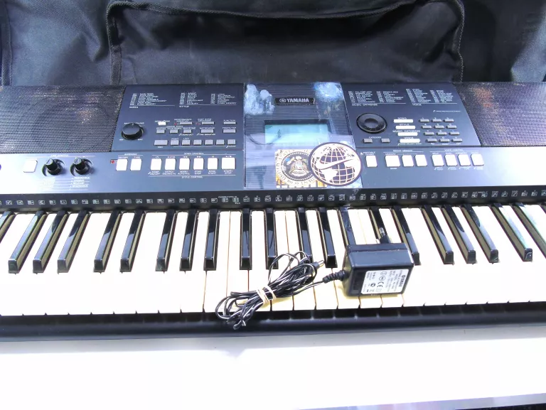 KEYBOARD YAMAHA PSR E423 +ETUI