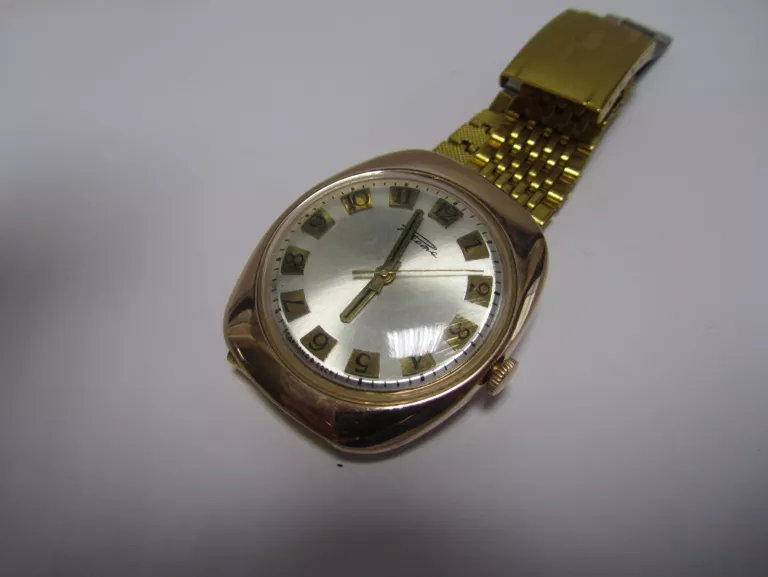 zegarek-rakieta-cccp-583-20g-zlota-stan-uzywany